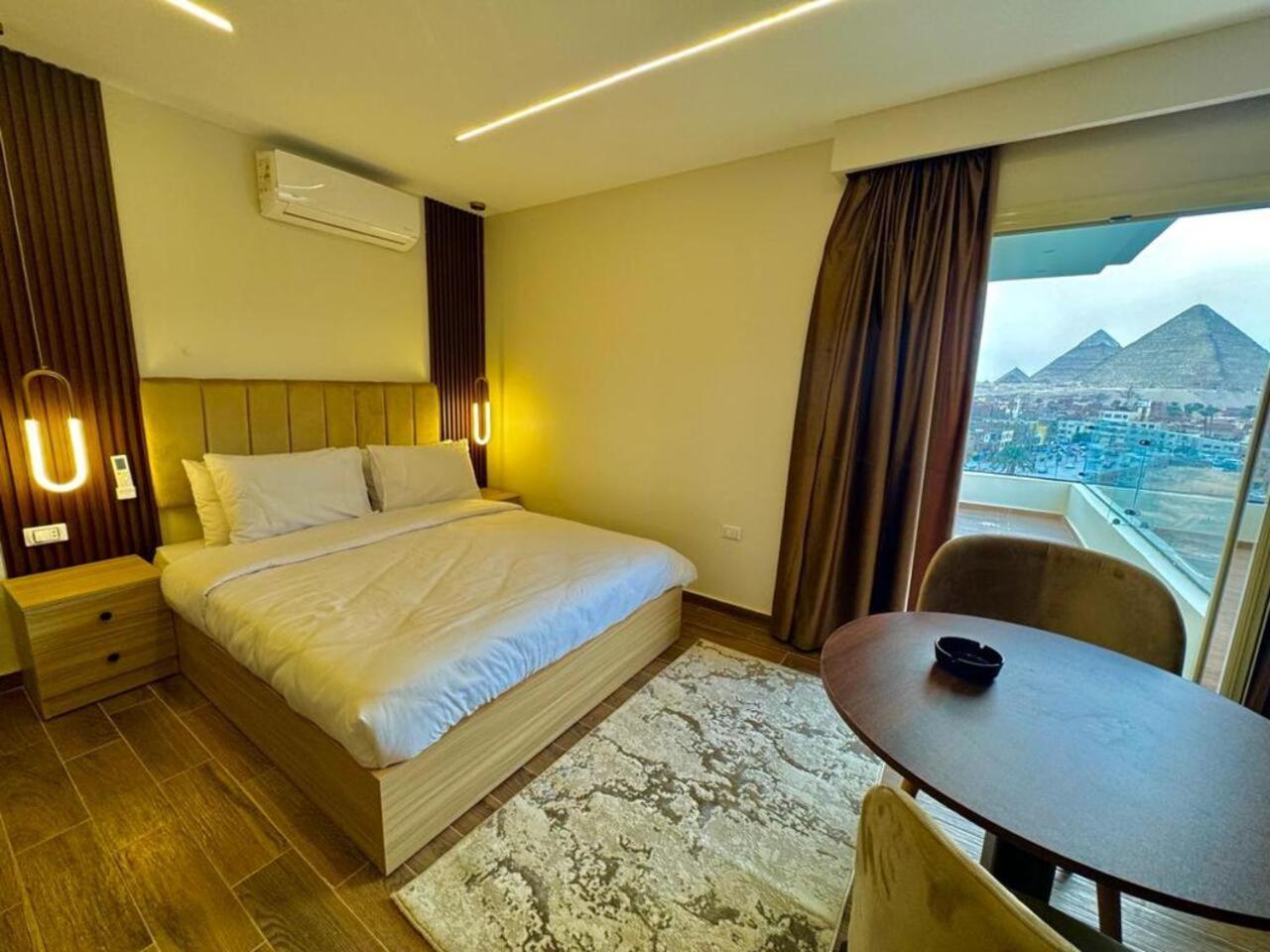 Rotana Pyramids View Vandrerhjem Nazlet el-Sîsi Eksteriør bilde