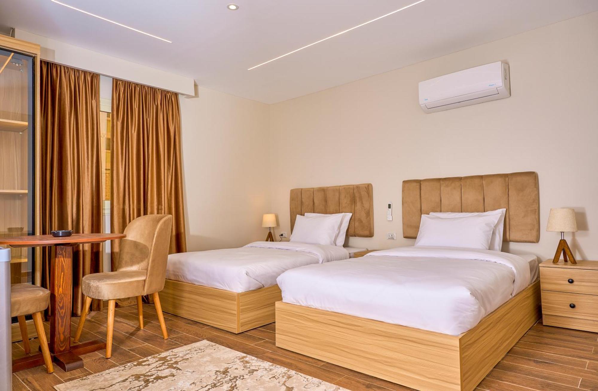 Rotana Pyramids View Vandrerhjem Nazlet el-Sîsi Eksteriør bilde