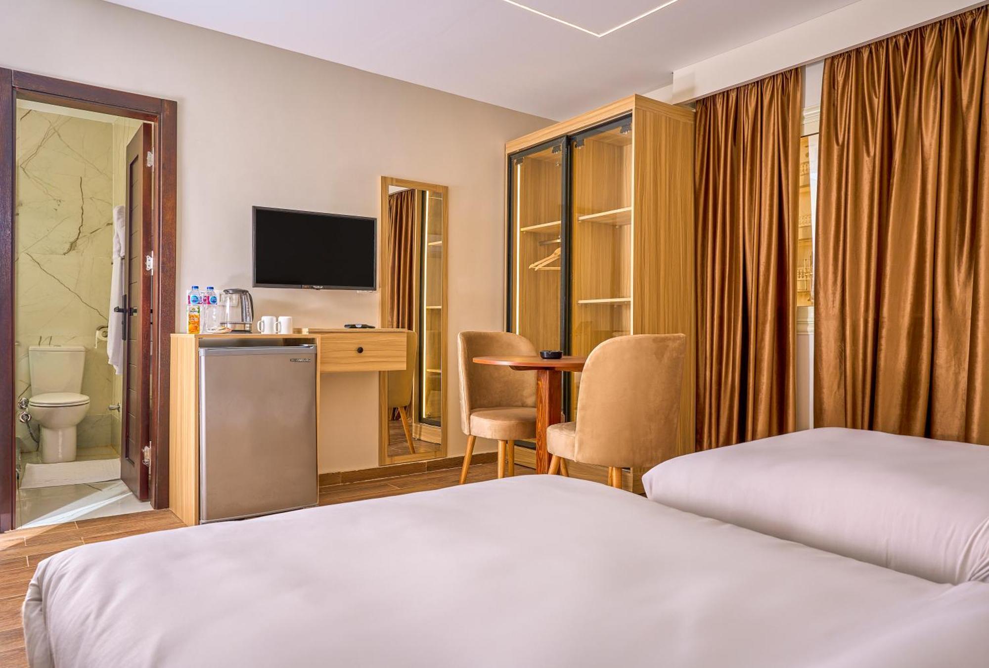 Rotana Pyramids View Vandrerhjem Nazlet el-Sîsi Eksteriør bilde