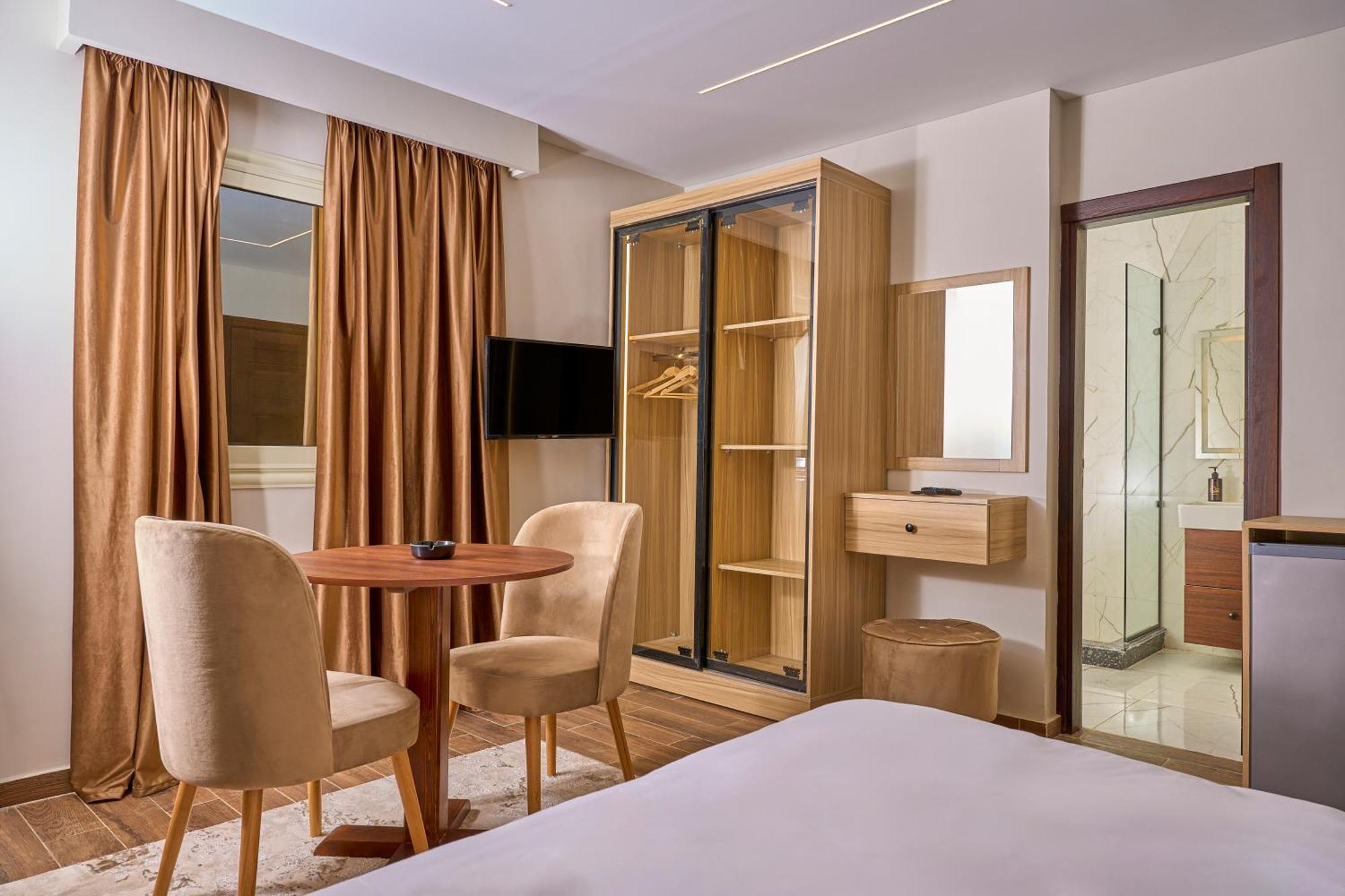 Rotana Pyramids View Vandrerhjem Nazlet el-Sîsi Eksteriør bilde